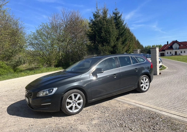 Volvo V60 cena 45900 przebieg: 280000, rok produkcji 2016 z Gościno małe 631